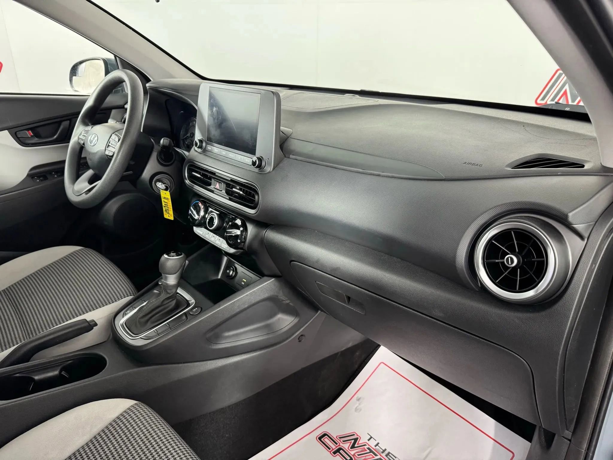 Used 2022 Hyundai Kona SE AWD/4WD image 12