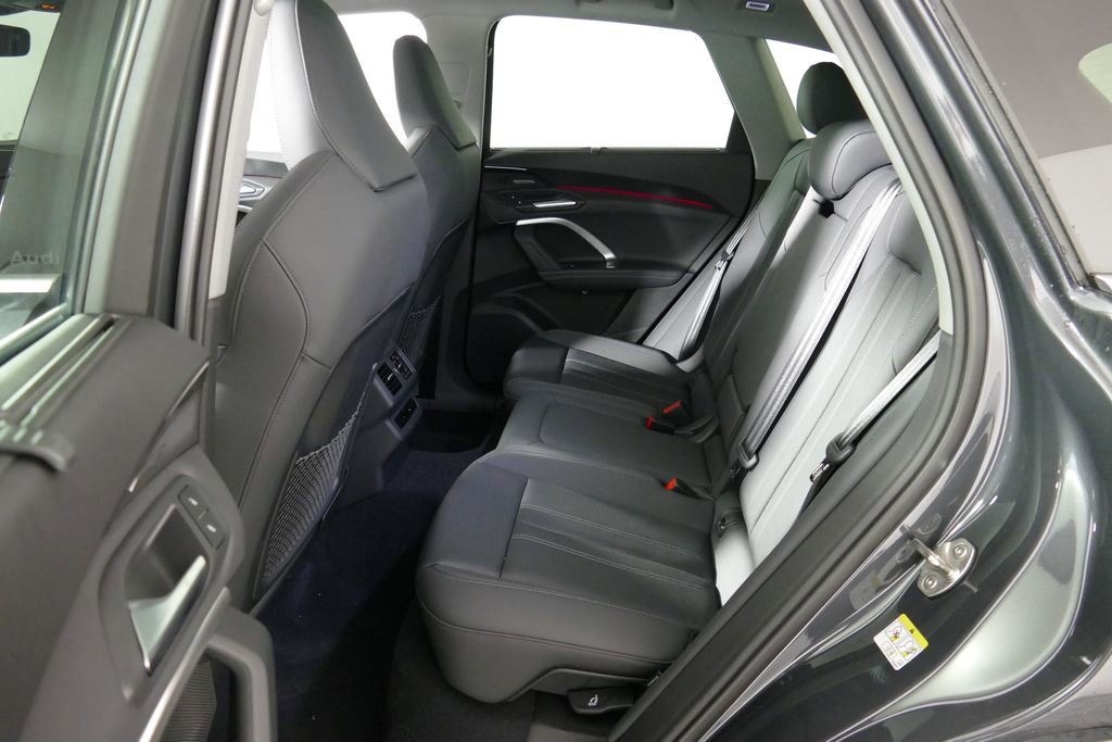 New 2025 Audi Q5 Premium Plus image 3