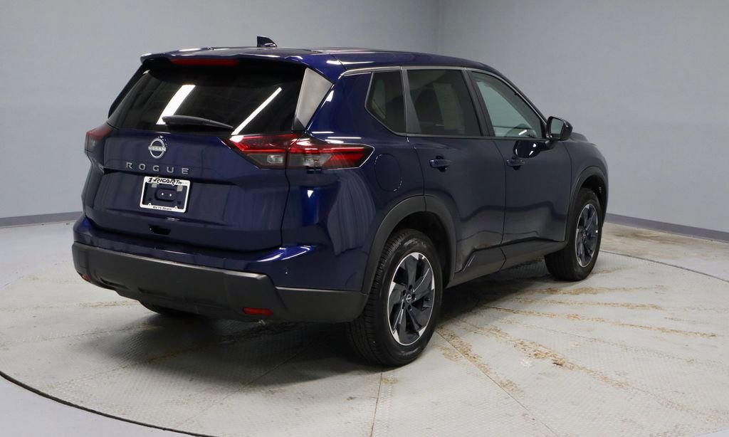 Certified 2025 Nissan Rogue SV FWD image 10