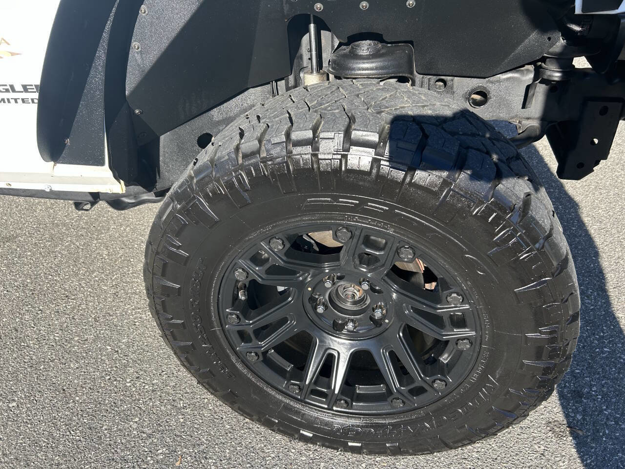 Used 2014 Jeep Wrangler Unlimited Sahara w/ Dual Top Group image 14