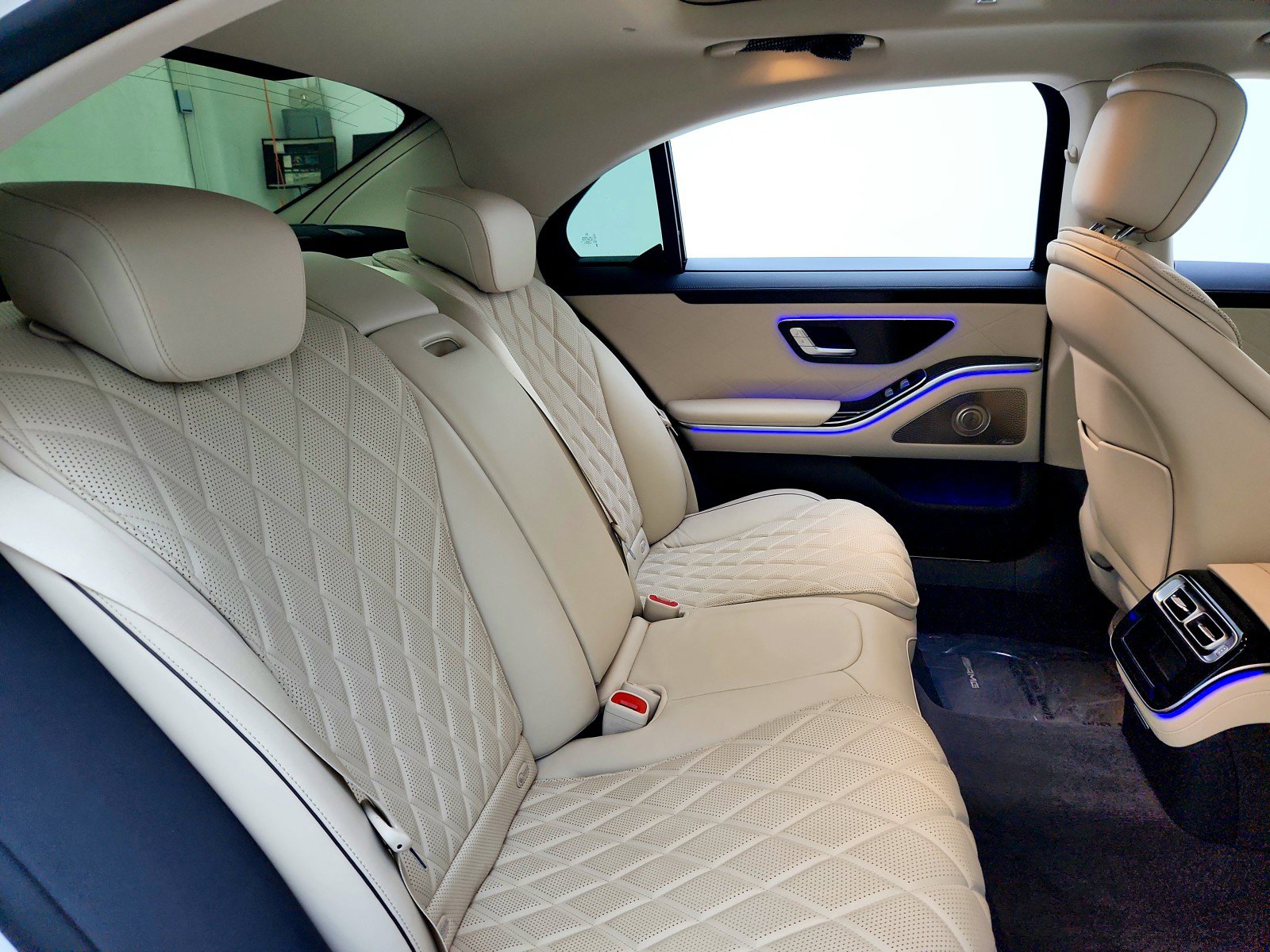 Certified 2022 Mercedes-Benz S 500 4MATIC image 27