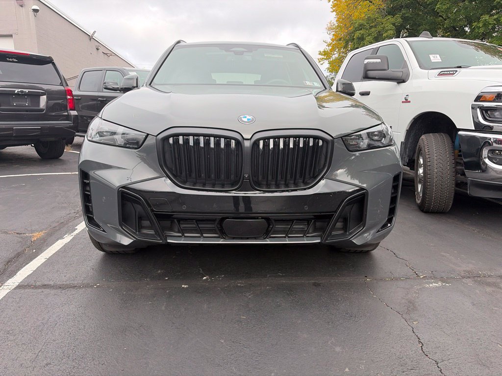 Used 2026 BMW X5 xDrive40i w/ M Sport Package AWD/4WD image 2