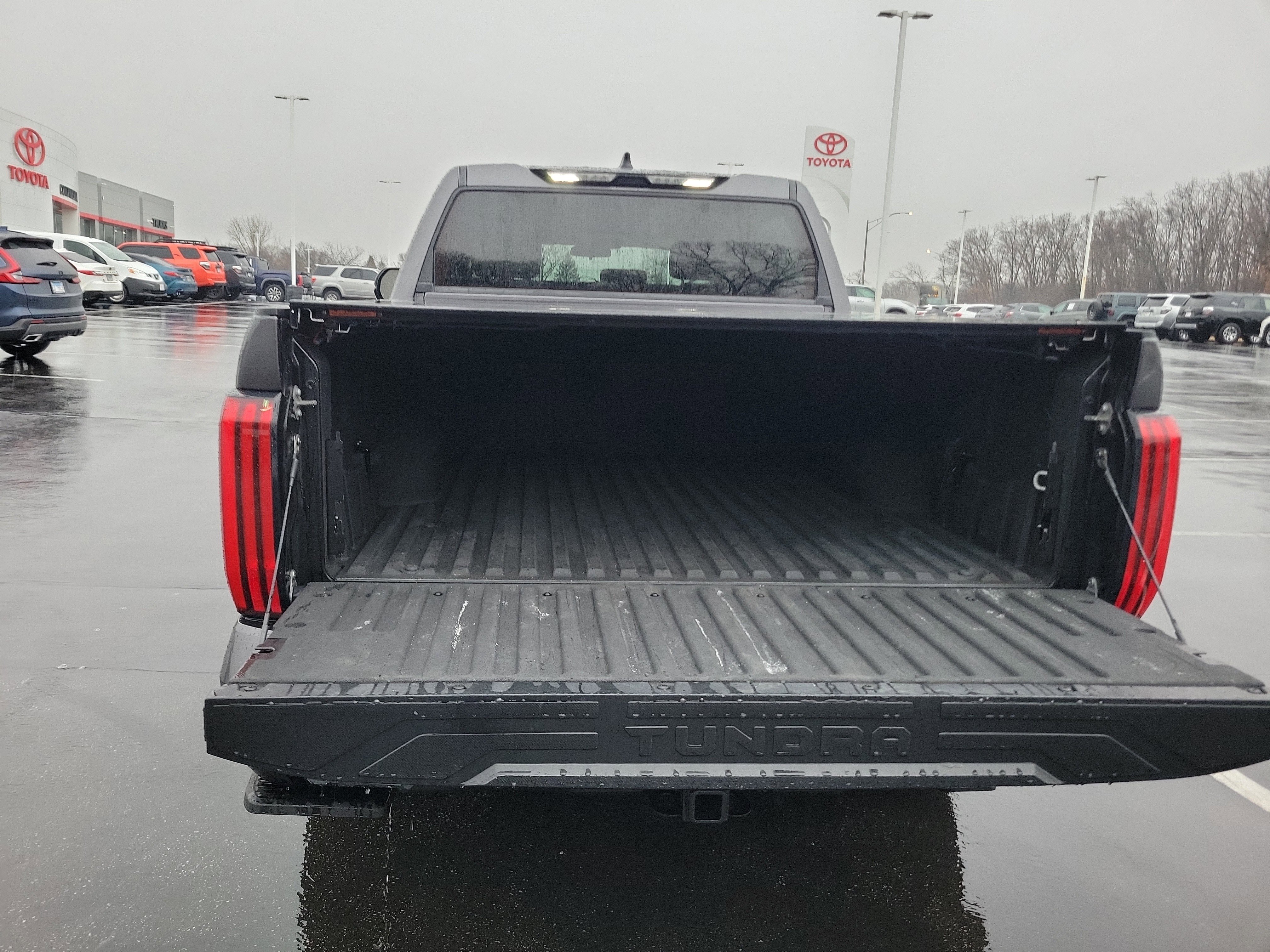 Used 2022 Toyota Tundra SR5 w/ TRD Off-Road Package image 8