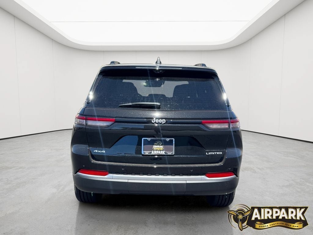New 2026 Jeep Grand Cherokee Limited w/ Luxury Tech Group II AWD/4WD image 5