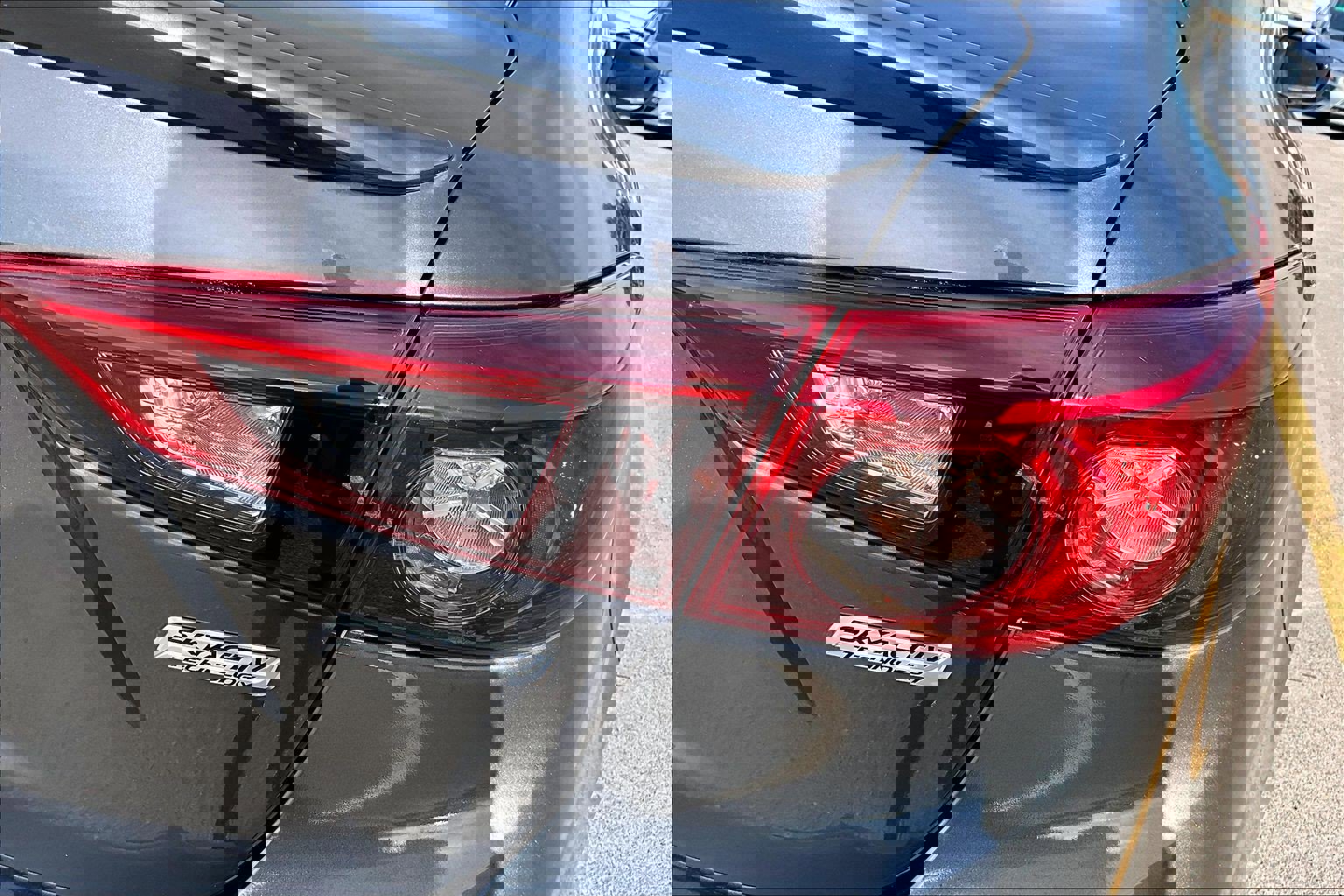 Used 2017 MAZDA MAZDA3 Touring w/ Popular Equipment Package image 25