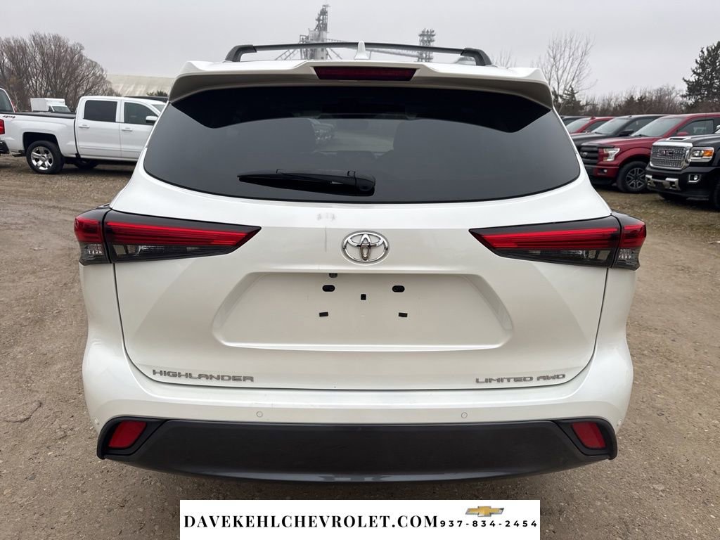 Used 2020 Toyota Highlander Limited image 4