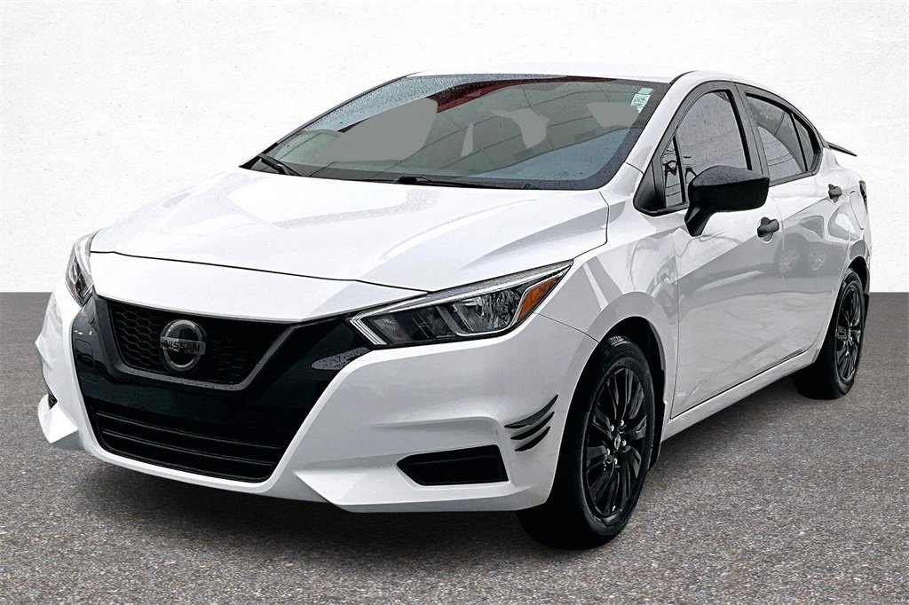 Used 2020 Nissan Versa S video 4
