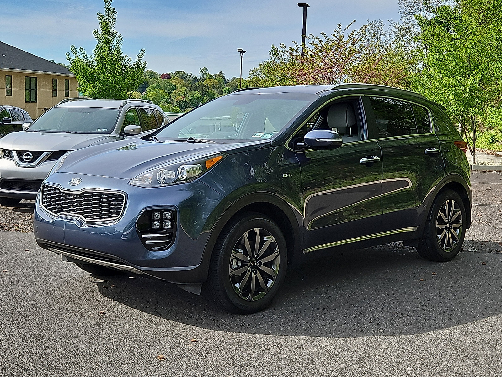 Used 2018 Kia Sportage EX w/ EX Sport Appearance Package AWD/4WD image 3