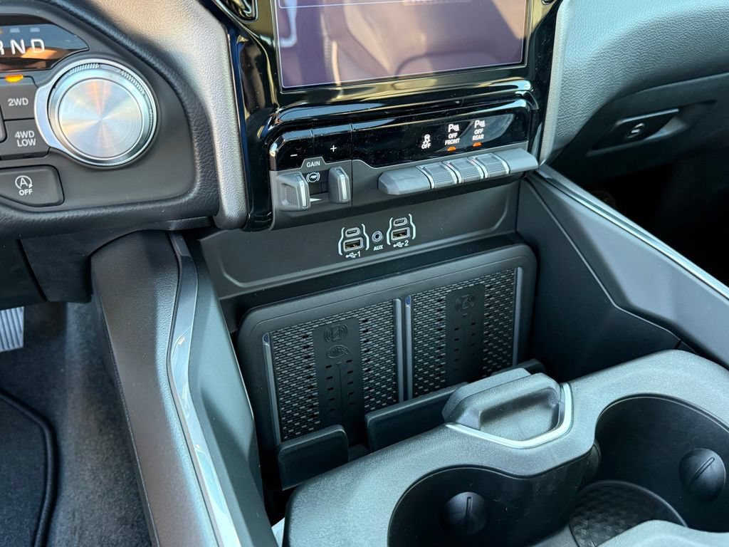 New 2027 RAM 1500 Laramie w/ Night Edition AWD/4WD image 23