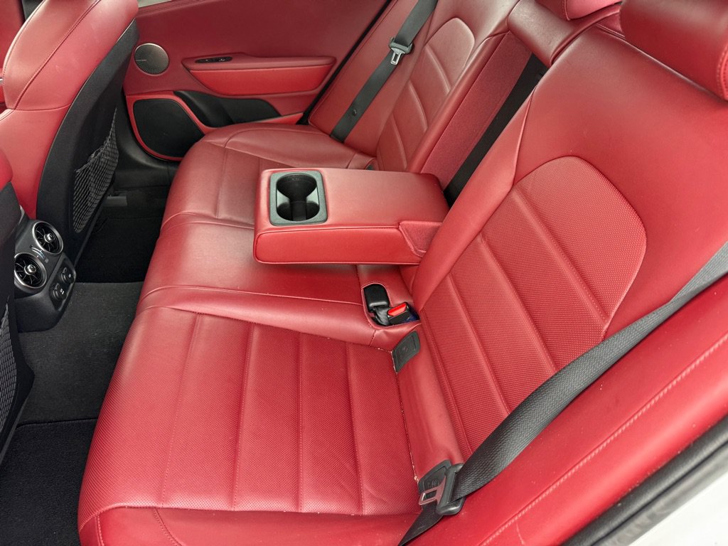Used 2019 Kia Stinger GT2 AWD/4WD image 25