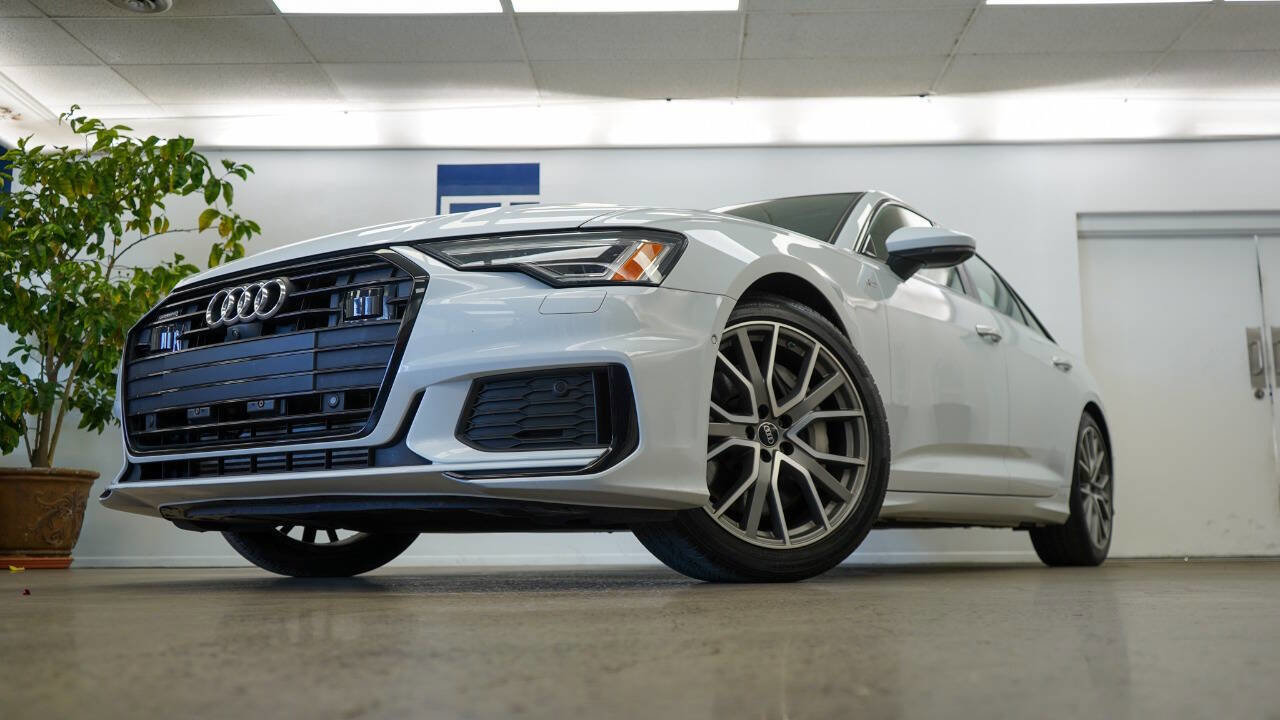 Used 2022 Audi A6 Premium Plus w/ Premium Plus Package image 3