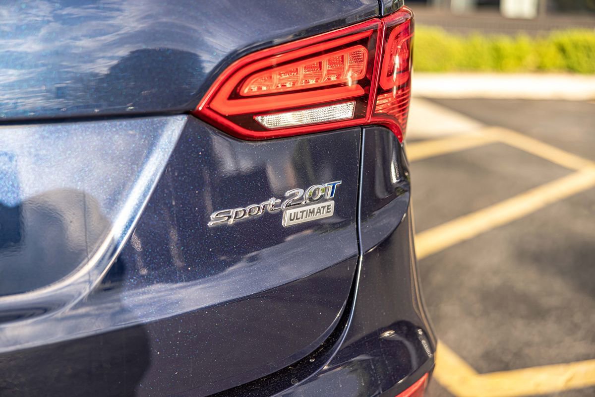 Used 2017 Hyundai Santa Fe Sport FWD image 16