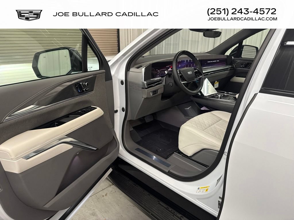 New 2026 Cadillac Escalade IQL Luxury w/ LPO, Floor Liner Package AWD/4WD image 46