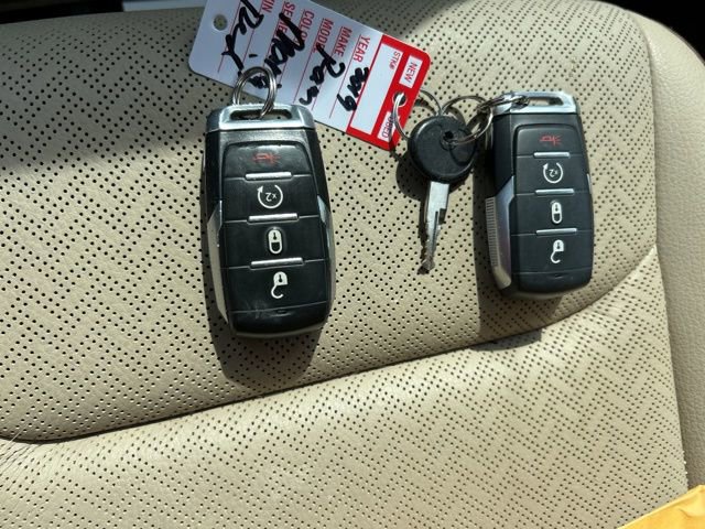 Used 2019 RAM 1500 Laramie image 24