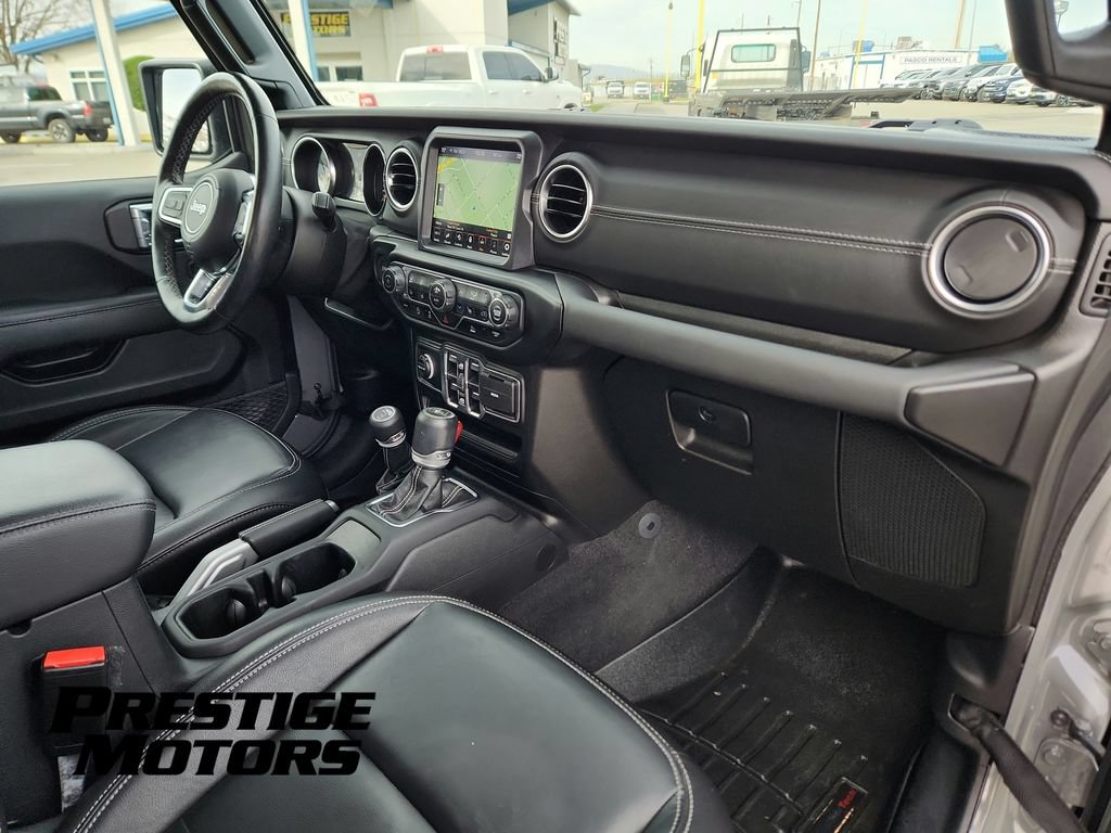 Used 2021 Jeep Gladiator Overland w/ Uconnect 4C Nav & Sound Group AWD/4WD image 23