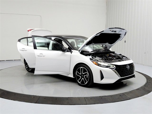 New 2025 Nissan Sentra SR w/ SR Premium Package image 9