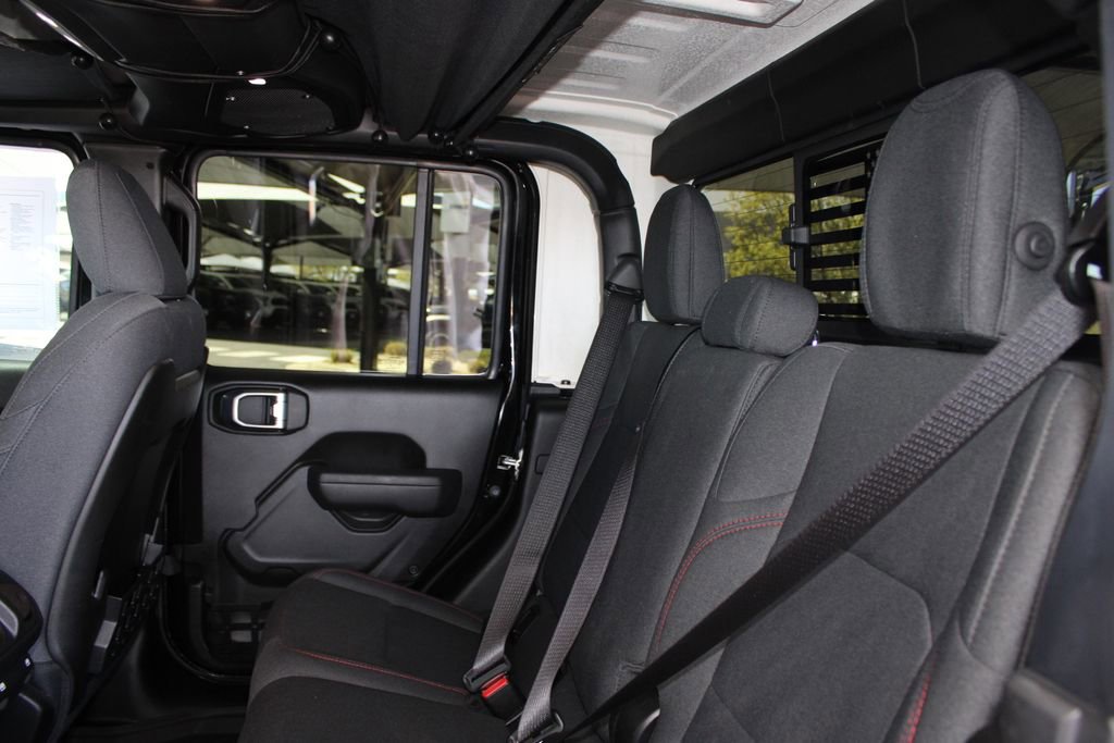 Used 2024 Jeep Gladiator Rubicon w/ Convenience Group image 45
