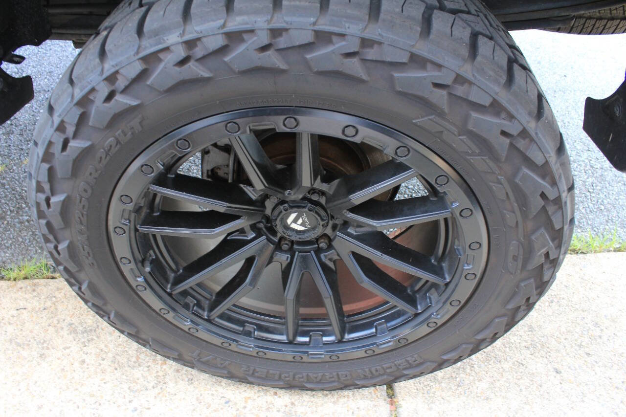 Used 2018 Chevrolet Silverado 1500 LT w/ All Star Edition AWD/4WD image 6
