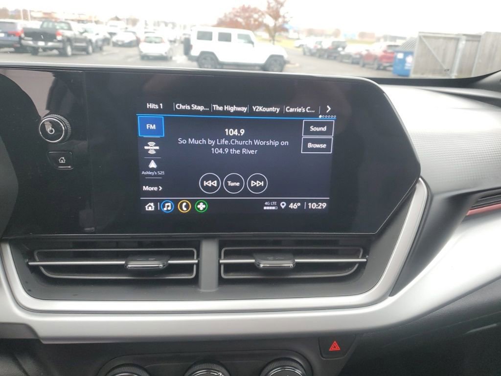 Used 2024 Chevrolet Trax RS image 19