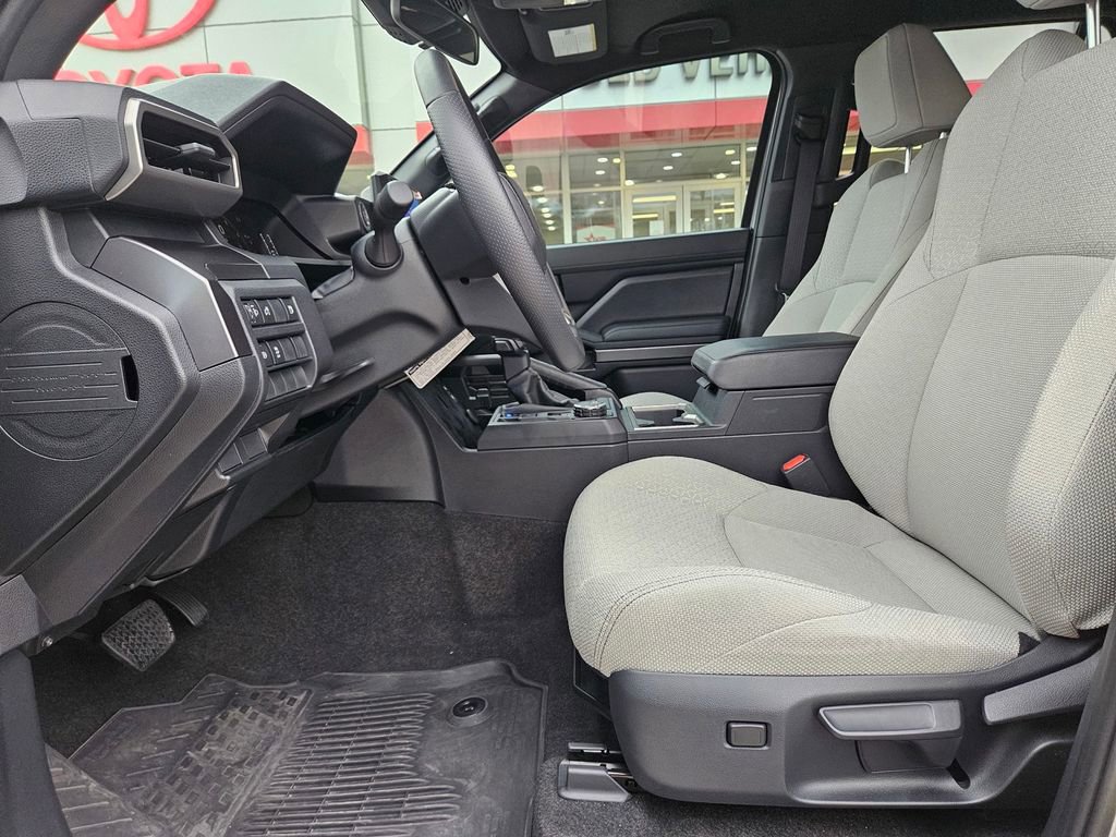 Used 2025 Toyota 4Runner SR5 RWD image 15