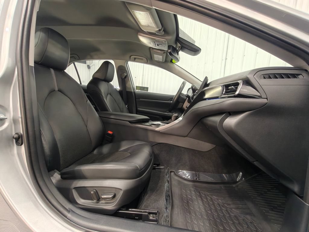 Used 2021 Toyota Camry XLE AWD/4WD image 25