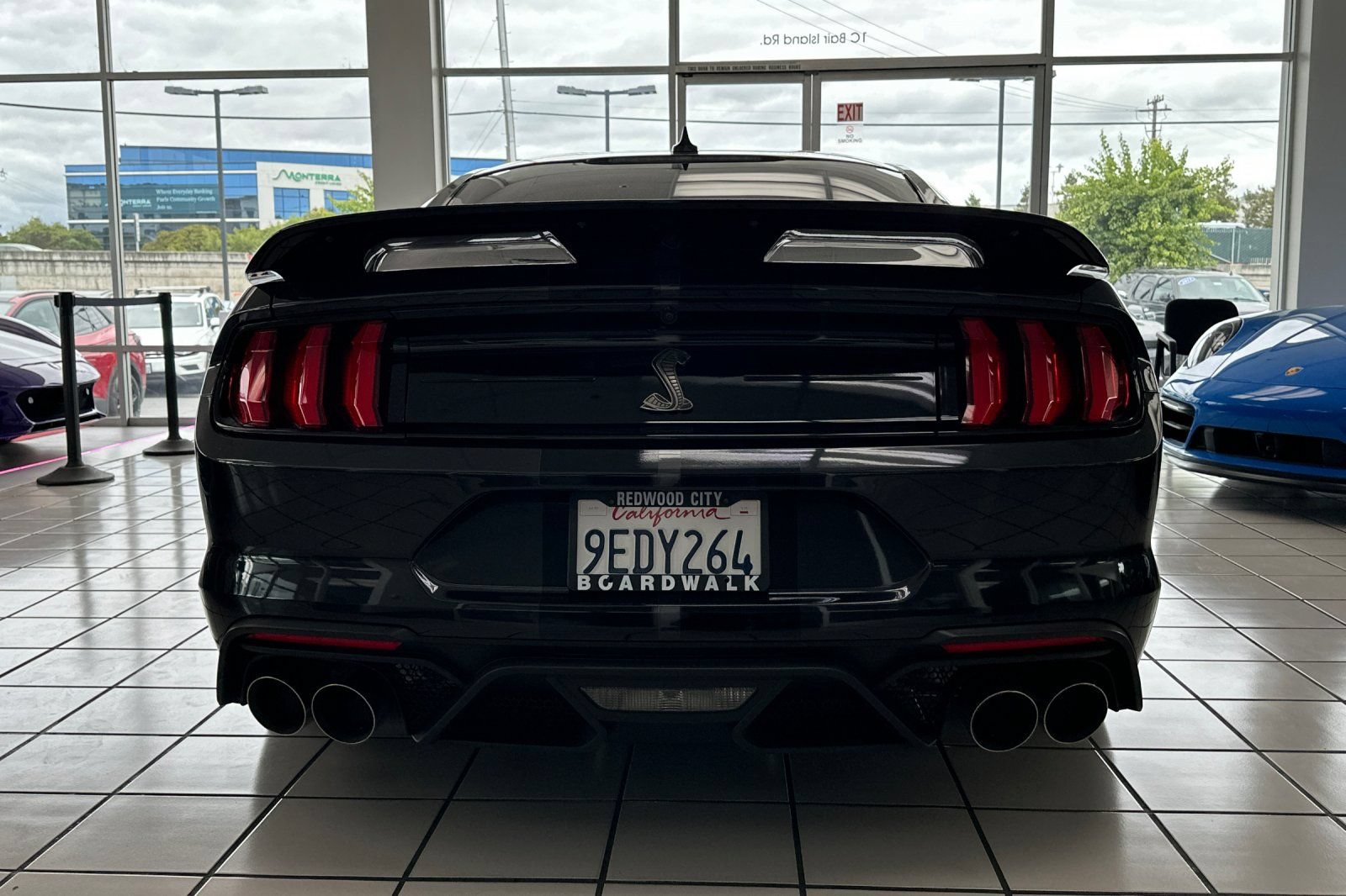 Used 2022 Ford Mustang Shelby GT500 w/ Technology Package RWD image 5