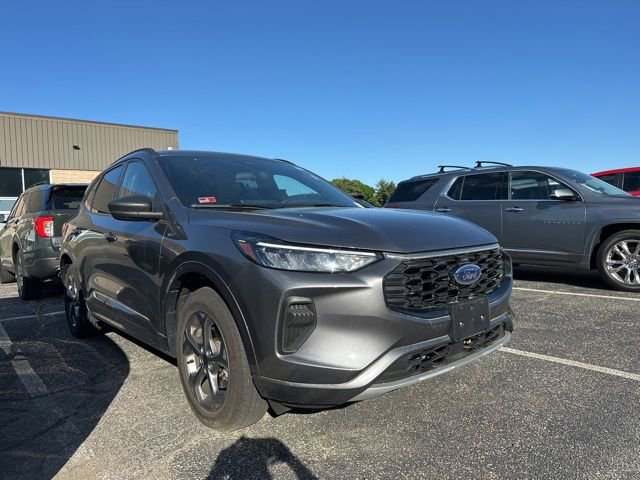 Used 2024 Ford Escape ST-Line w/ Tech Pack #1