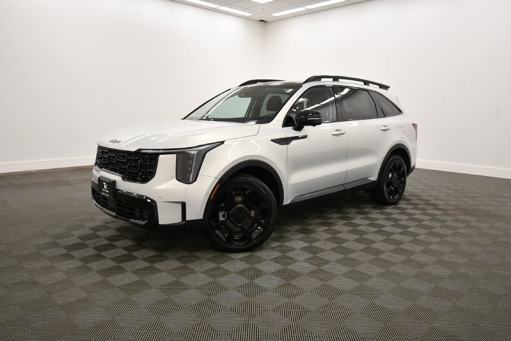 Certified 2026 Kia Sorento SX AWD/4WD image 2