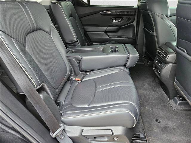 Used 2023 Honda Pilot Elite image 19