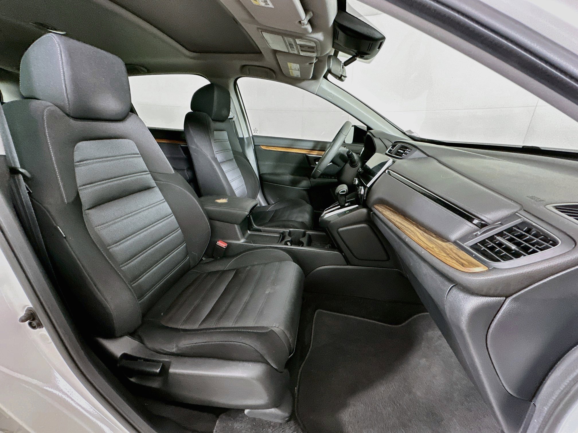 Used 2017 Honda CR-V EX image 30