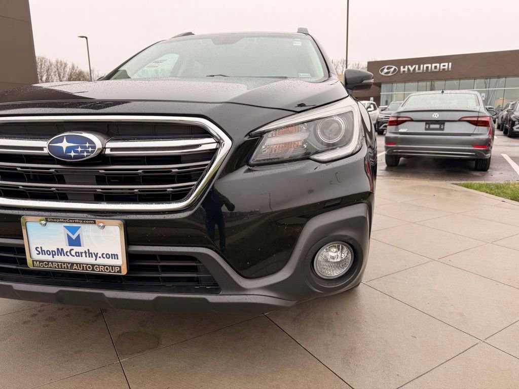 Used 2018 Subaru Outback 2.5i Limited AWD/4WD image 17