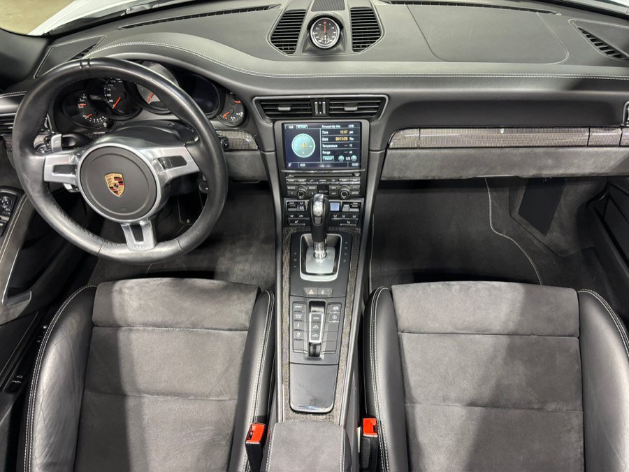 Used 2016 Porsche 911 Carrera 4 GTS AWD/4WD image 6