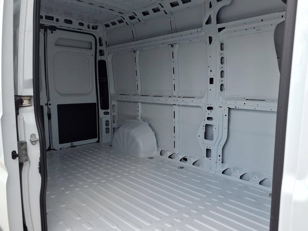 New 2026 RAM ProMaster 2500 w/ Convenience Group FWD image 10