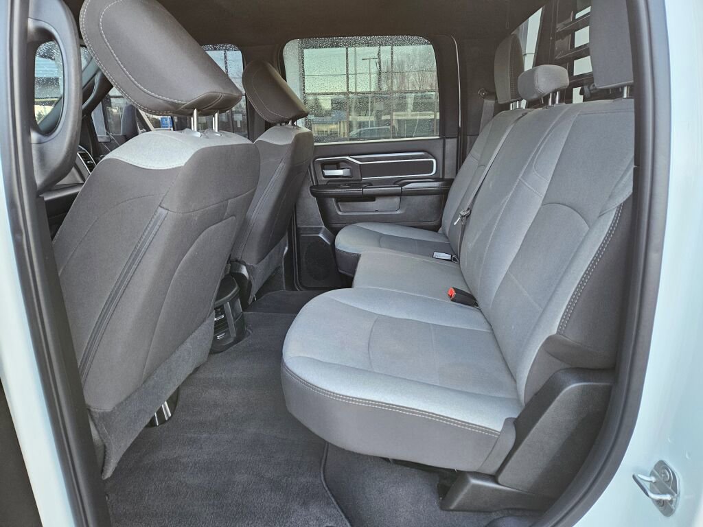 Used 2024 RAM 3500 SLT w/ Quick Order Package 2YG SLT image 17