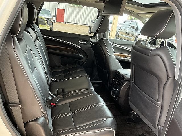 Used 2017 Acura MDX w/ Advance & Entertainment Pac FWD image 12
