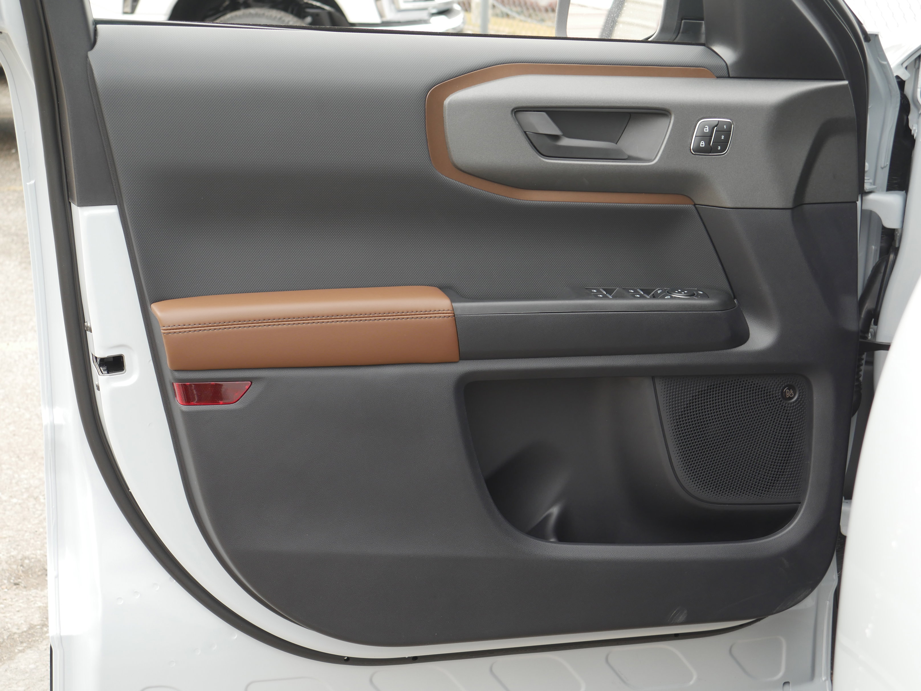 New 2026 Ford Bronco Sport Outer Banks w/ Outer Banks Tech Package+ image 35