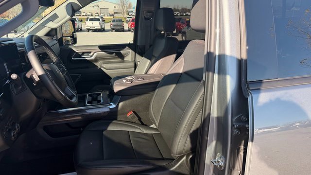 Certified 2025 Chevrolet Silverado 2500 LTZ w/ LTZ Plus Package image 19