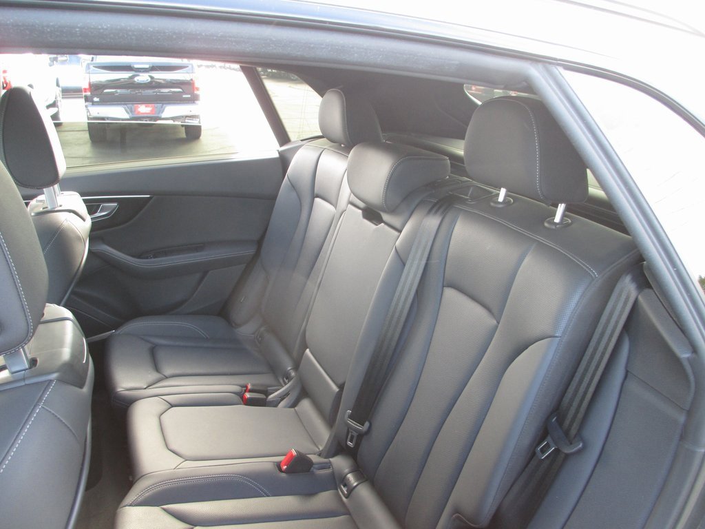 Used 2022 Audi Q8 Prestige image 19