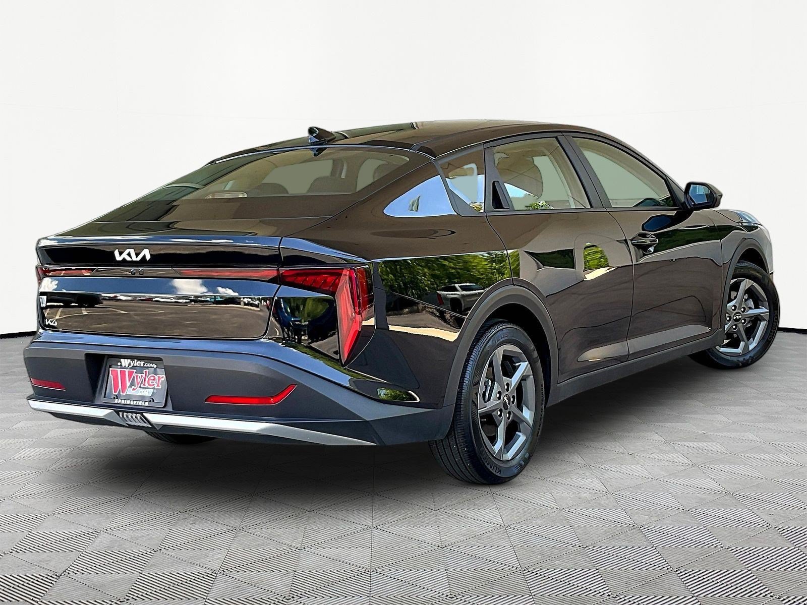 Used 2025 Kia K4 FWD image 6