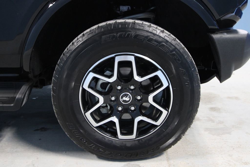 Used 2025 Ford Bronco Outer Banks image 31