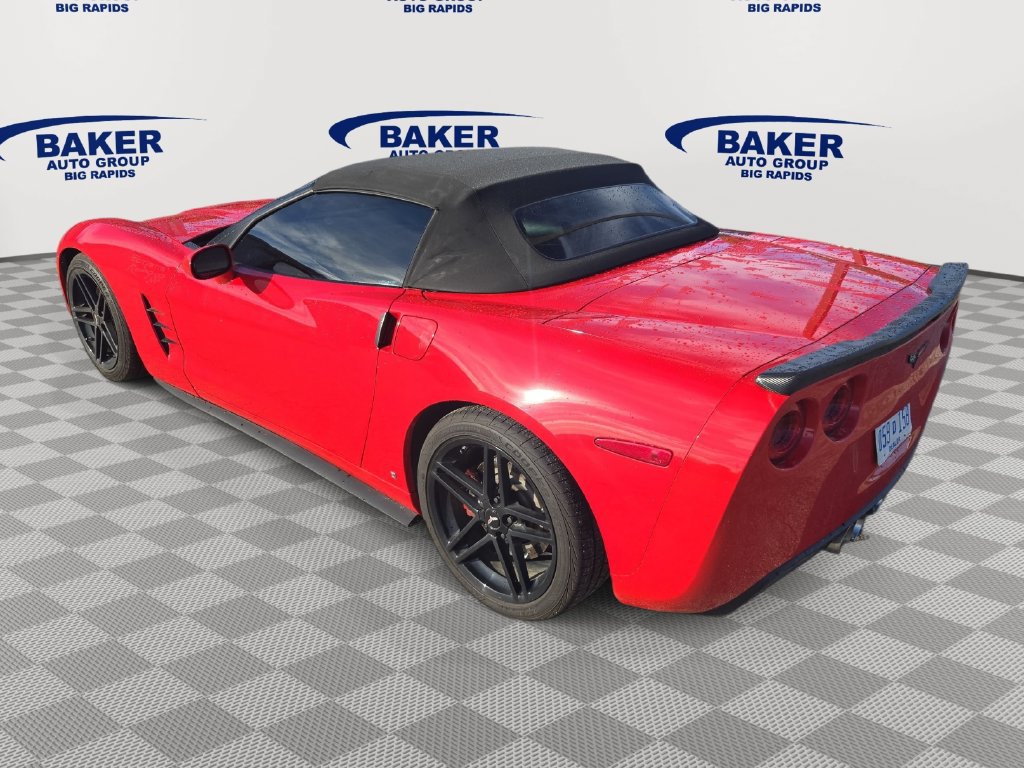Used 2006 Chevrolet Corvette Convertible w/ Preferred Equipment Group RWD image 5