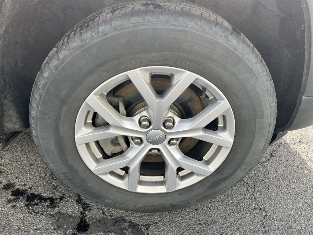 Used 2021 Jeep Grand Cherokee L Limited image 31