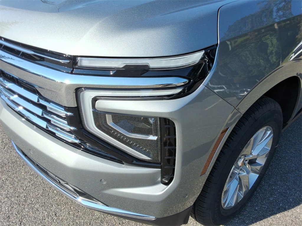 New 2026 Chevrolet Suburban Premier image 10