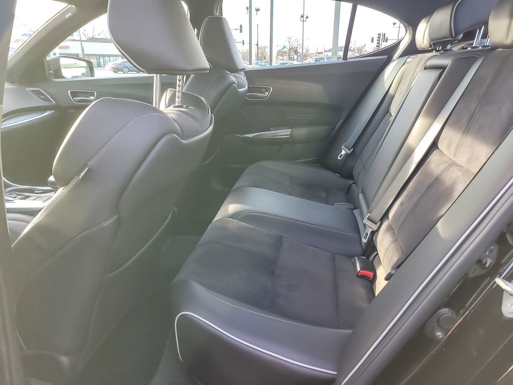 Used 2018 Acura TLX V6 w/ Technology & A-SPEC Pkg AWD/4WD image 9