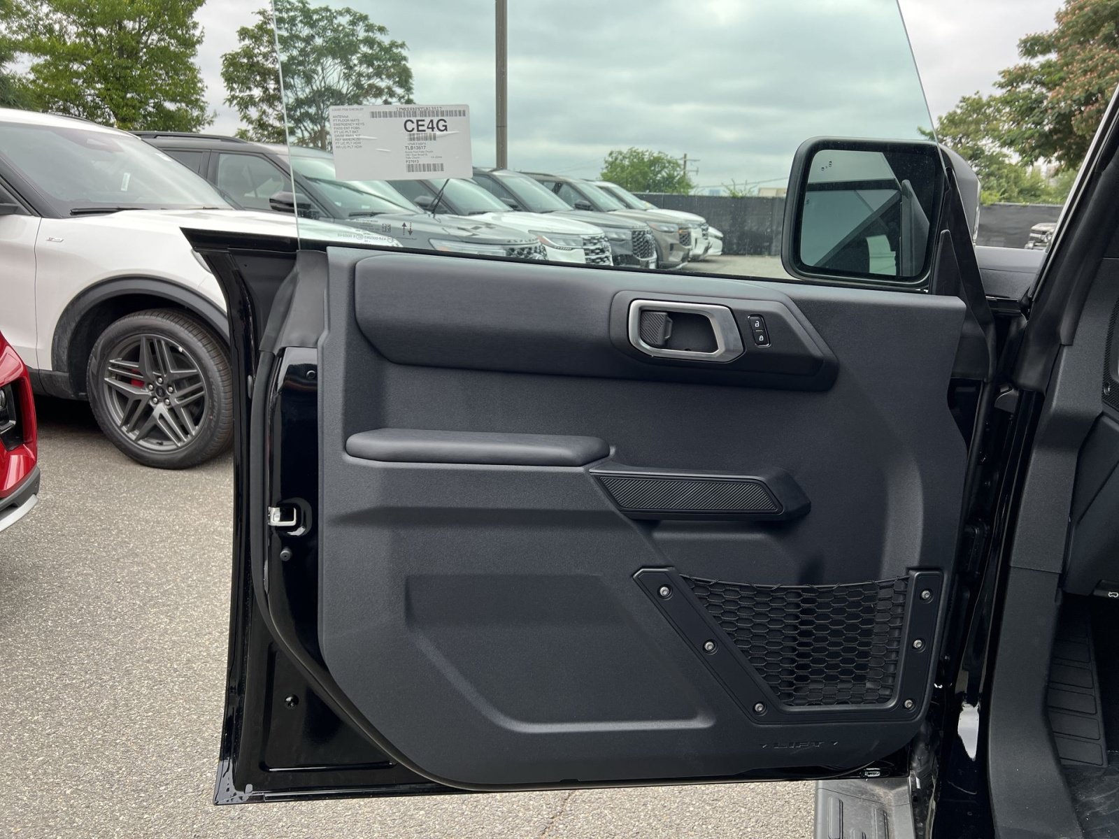 New 2026 Ford Bronco Outer Banks AWD/4WD image 14