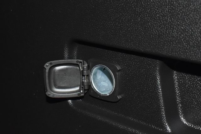 Used 2023 GMC Acadia SLE w/ Driver Convenience Package image 40