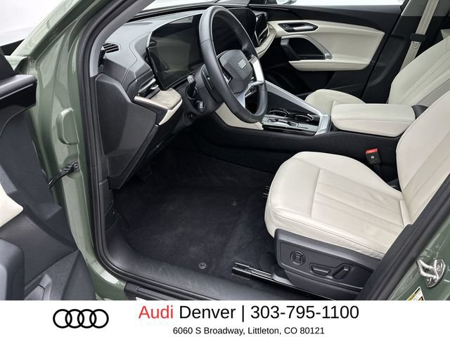 Used 2025 Audi Q5 Premium w/ Convenience Package AWD/4WD image 11