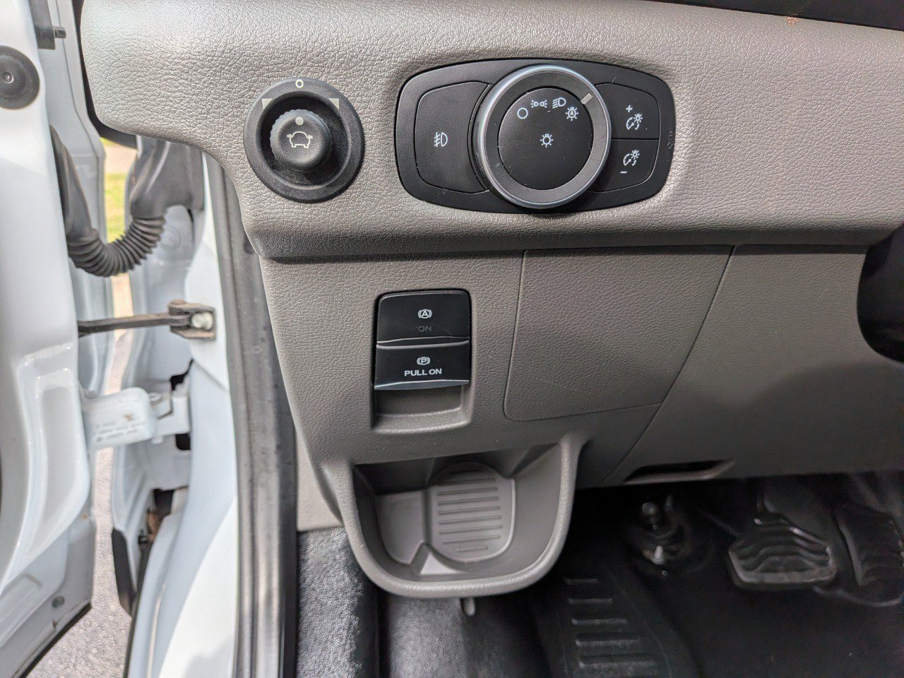 Used 2024 Ford Transit 250 w/ Exterior Upgrade Package image 15