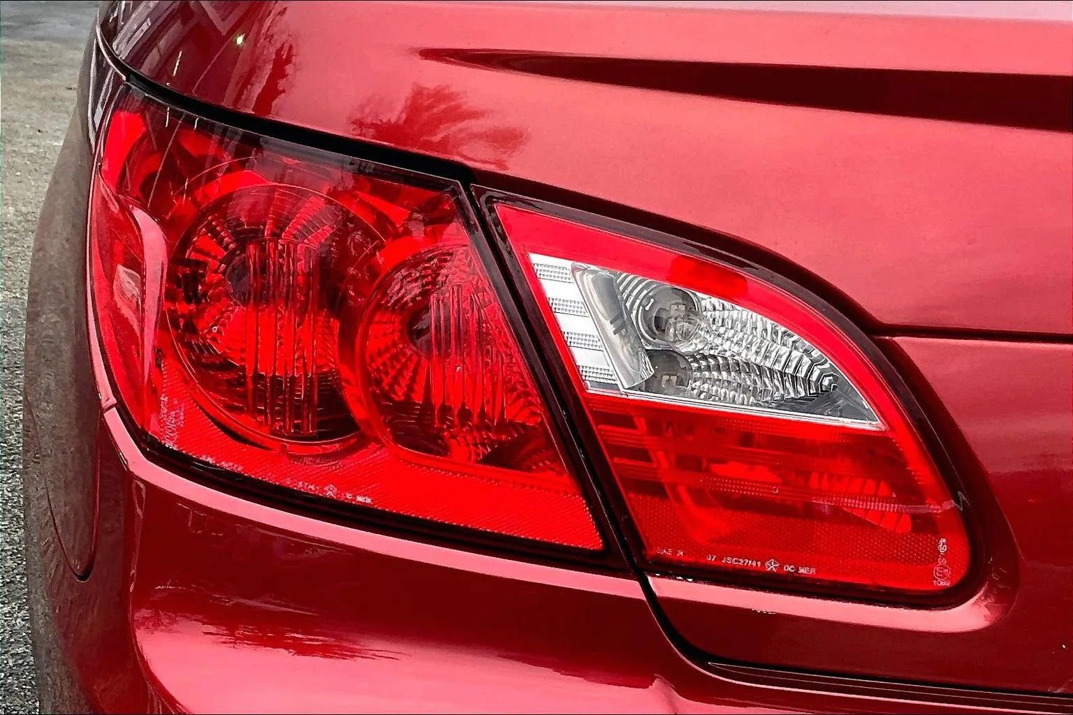 Used 2010 Chrysler Sebring Touring w/ Special Touring Group image 24