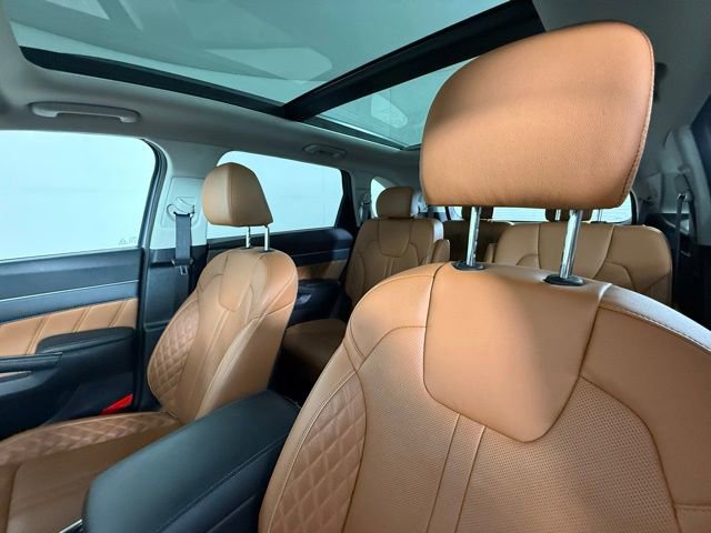 Used 2022 Kia Sorento SX Prestige w/ Rust Color Package image 5